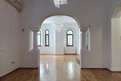 Vilă birouri | Plantelor | Unirii | 16 Camere | Centrală nouă | Curte - 4