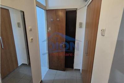 GARSONIERA PERFECTA, TINERETULUI TIMPURI NOI - 2
