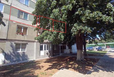 Apartament 3 camere etaj 2 in Moldova Noua - 12