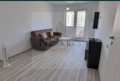 Apartament cu 2 camere semidecomandat, mobilat în Sud