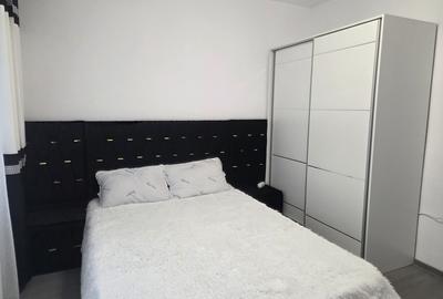 Apartament de vanzare, 3 camere, decomandat, 67 mp, Mircea cel Batran - 2