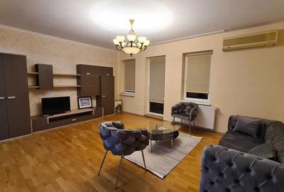 Apartament 3 camere decomandat Strand - 1