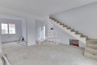 Duplex de vanzare P+M, 3 camere, Sanandrei - 1