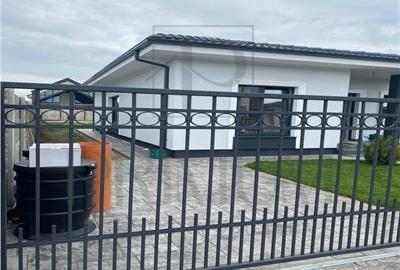 Duplex pe parter - teren foarte mare - zona excelenta -foarte aproape de LIDL - 3