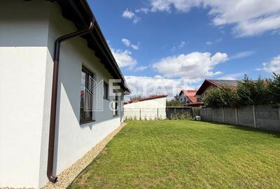 Duplex Mosnita Noua-finisat, curte amenajata - 3