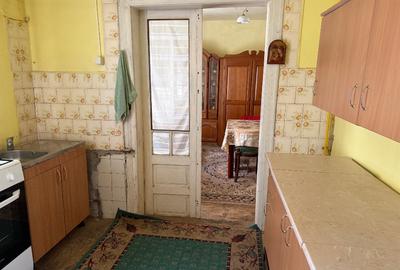 PROPRIETAR – Apartament 1 cameră la curte | Zonă de TOP (Str. Paris / Porumbeilo - 8