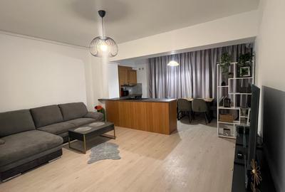 Apartament cu 3 camere decomandat, mobilat în Sisești