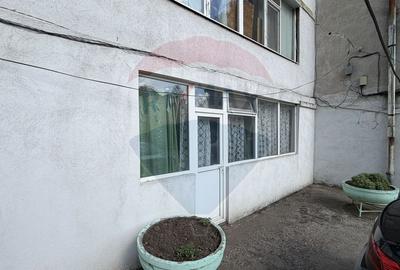 Apartament 3 camere de vanzare cu garaj, grădină in Str. Gării, Galati - 1