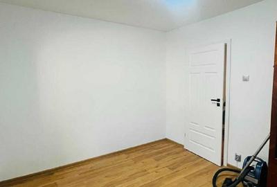 Apartament 4 camere,renovat, spatios ,vis. a vis de parc - 5