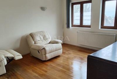 Apartament cu 4 camere decomandat, mobilat în Zorilor