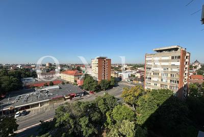 Apartament cu 3 camere semidecomandat, mobilat în Gheorghe Lazăr