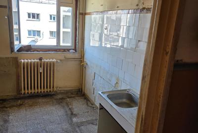 Apartament de 3 camere -luminos - 10