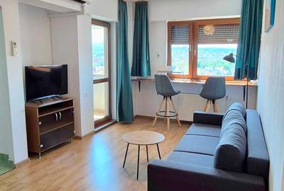 Apartament cu 2 camere semidecomandat în Mărăști
