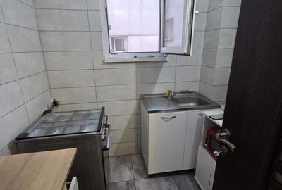 Apartament 2 camere semidecomandat, bloc reabilitat, str. Plt. Petre D. Ionescu - 7
