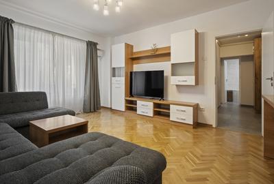 Apartament cu 2 camere decomandat, mobilat în Calea Călărașilor
