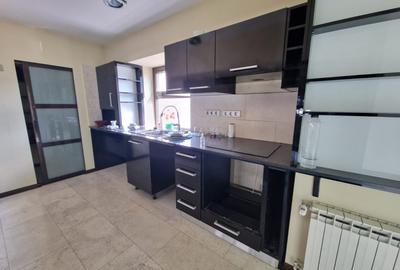 Apartament 3 cam, transformat in 4 camere, Piata Victoriei - 2
