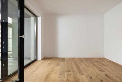 Apartament cu 3 camere decomandat în Răcădău