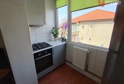 Apartament cu 3 camere de vanzare in zona Soarelui - 10