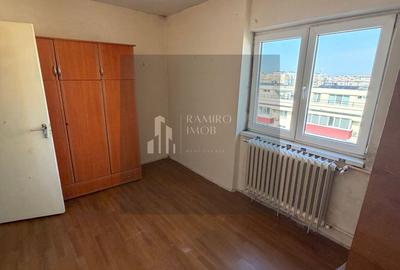 Apartament cu 2 camere semidecomandat în Olteniței