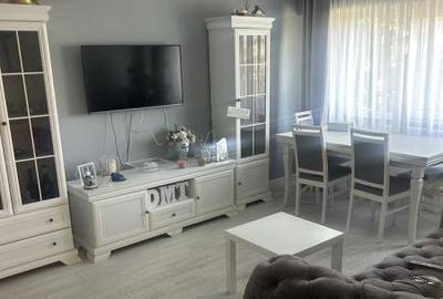 Apartament cu 3 camere decomandat în Dacia