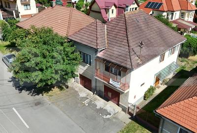 Casă individuală cu 3 camere în Reghin