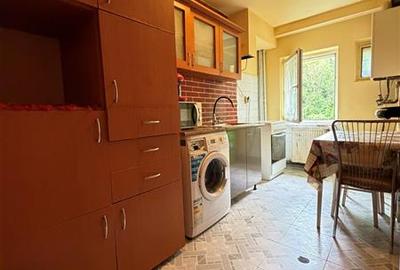 Vanzare apartament 2 camere decomandat, etaj 1, intrare Racadau - 6