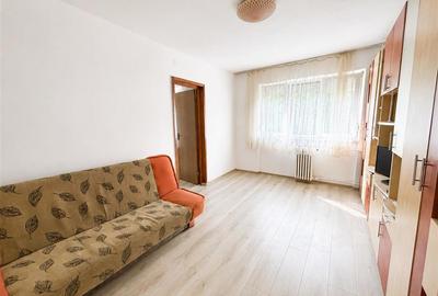 Apartament cu 2 camere semidecomandat în Rogerius