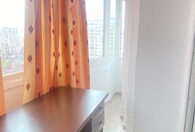Bd. Unirii, C.E.C., Piata Alba Iulia, ap 3 camere. - 13