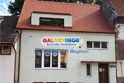 Vanzare casa 8 camere renovata integral+gradina Brasov. - 5