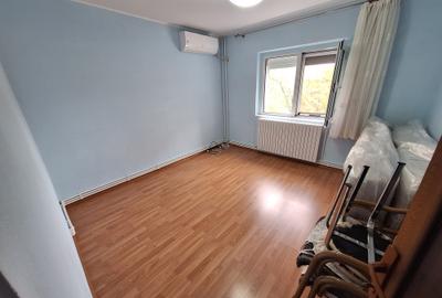 2 decomandate Piata Centrala 53 mp etaj 3/4 Mobilat/Utilat 82000Euro - 5