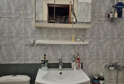 De vanzare apartament 4 camere zona Decebal - Alba Iulia - 6
