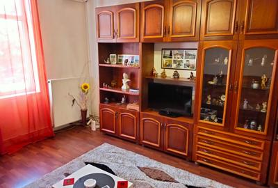 Inchiriere 3 camere in vila - 13