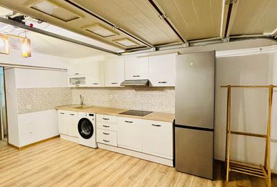 Apartament 4 camere de închiriat – zona Trocadero, str. Poporului - 10