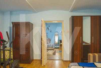 Apartament la casă și curte proprie – Terezian - 3