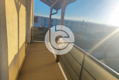 Apartament 3 camere de inchiriat -  decomandat - Etaj 3  - Turnisor - 15