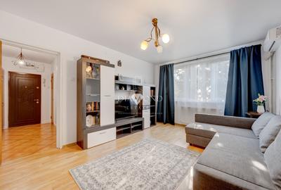Apartament cu 3 camere decomandat, mobilat în Titan