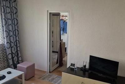 APARTAMENT 2 CAMERE SEMIDECOMANDAT CONFORT 2 ZONA CASA DE CULTURA - 1