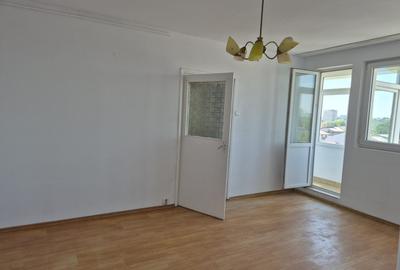 METROU 1 MAI apartament 2 camere FARA RISC SEISMIC - se accepta credit - 6