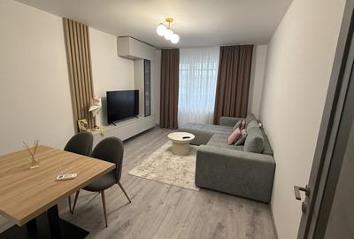 Apartament cu 3 camere decomandat, mobilat în Alexandru cel Bun