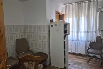 Apartament 3 camere + garaj , zona Bucovina , etajul 2 , mobilat - 4
