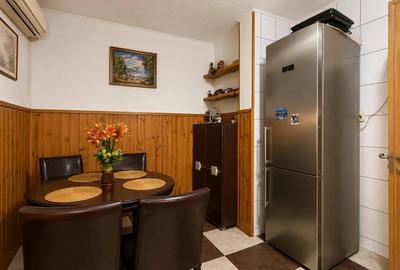 APARTAMENT CU 2 CAMERE - ZONA DECEBAL - 5