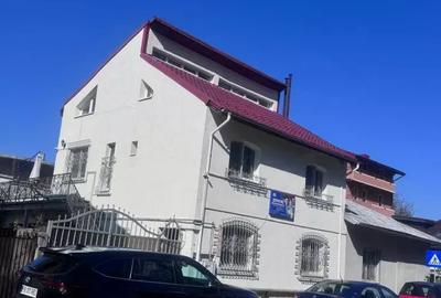 Casă individuală cu 6 camere în Cotroceni