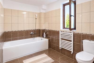 Apartament 3 camere în zona  Zriyni Miklos(Serviciu Pasapoarte Cluj - 4