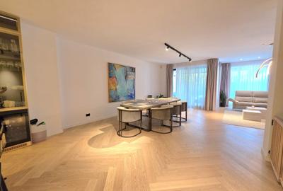 Elegant Three-Level Villa with Private Swimming Pool - 4