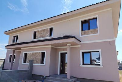 Duplex cu 4 camere în Moșnița Veche