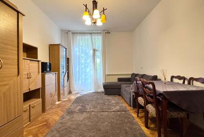 COPOU, langa Universitate, apartament 2 camere, spatios, decomandat, etaj 1 - 11