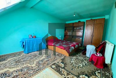 Apartament cu 2 camere la mansarda in Vasile Aaron - 3