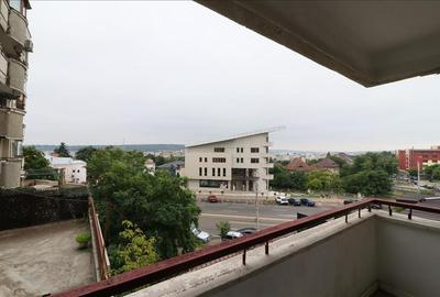 Apartament 4 camere 2 bai CENTRAL RAPANA GALBENA - 17