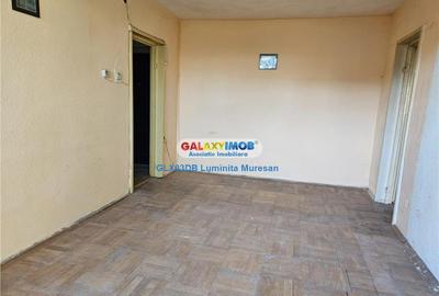 Vanzare apartament 3 camere semidecomandat Targoviste Micro 6 - 12