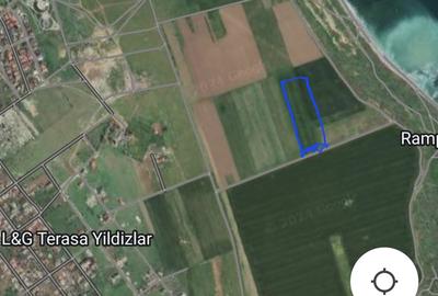 Teren Construcții extravilan de 14800 mp, în Tuzla